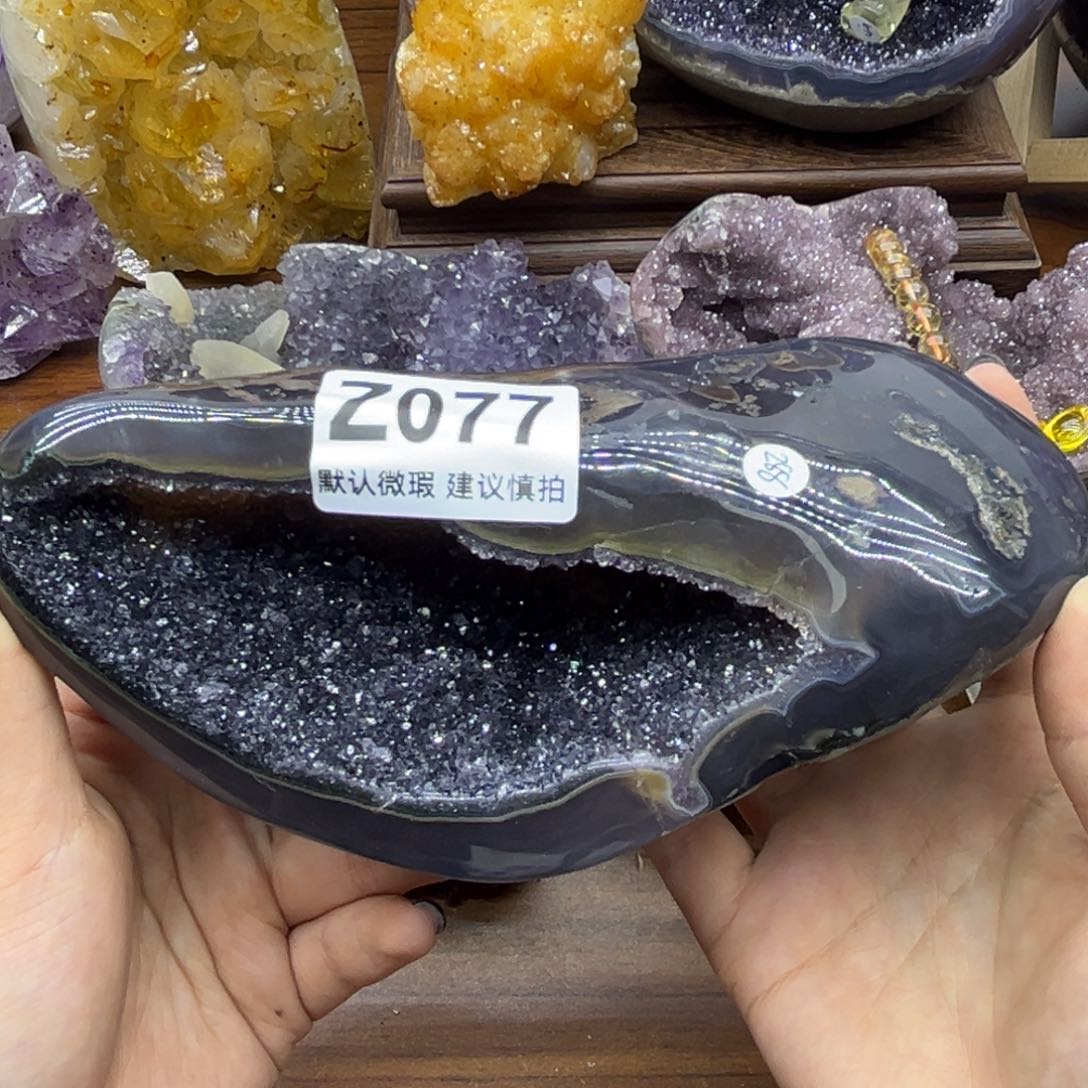 未镶嵌水晶大型摆件（非配饰）