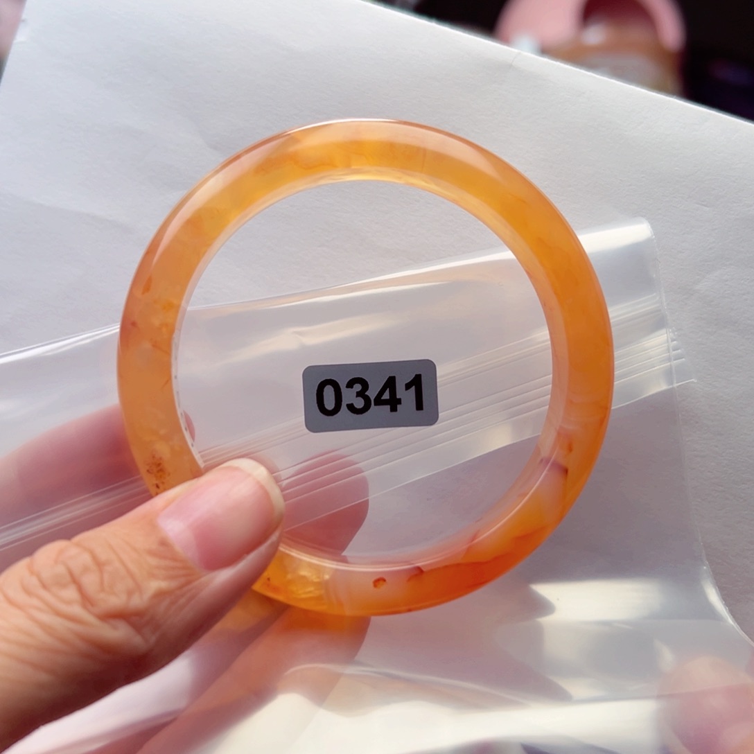 玛瑙/玉髓手镯未镶嵌余*摆