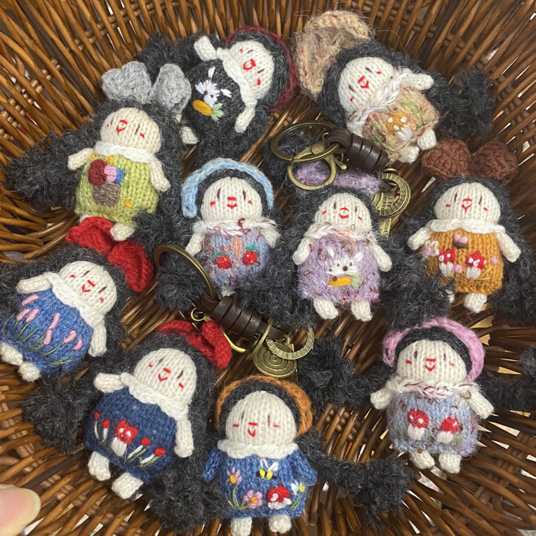 纯手工棒针钩织小女孩（手工不易，no退no换）