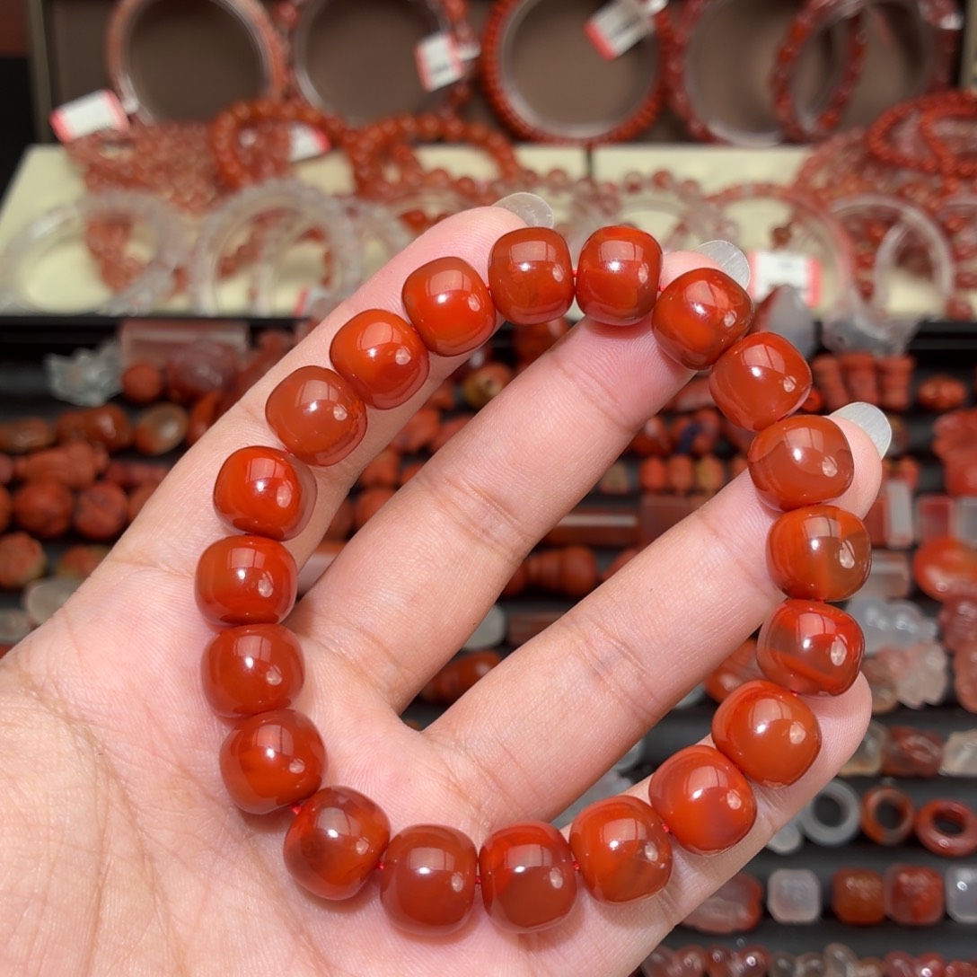 ****.南红玛瑙未镶嵌颈饰11咪