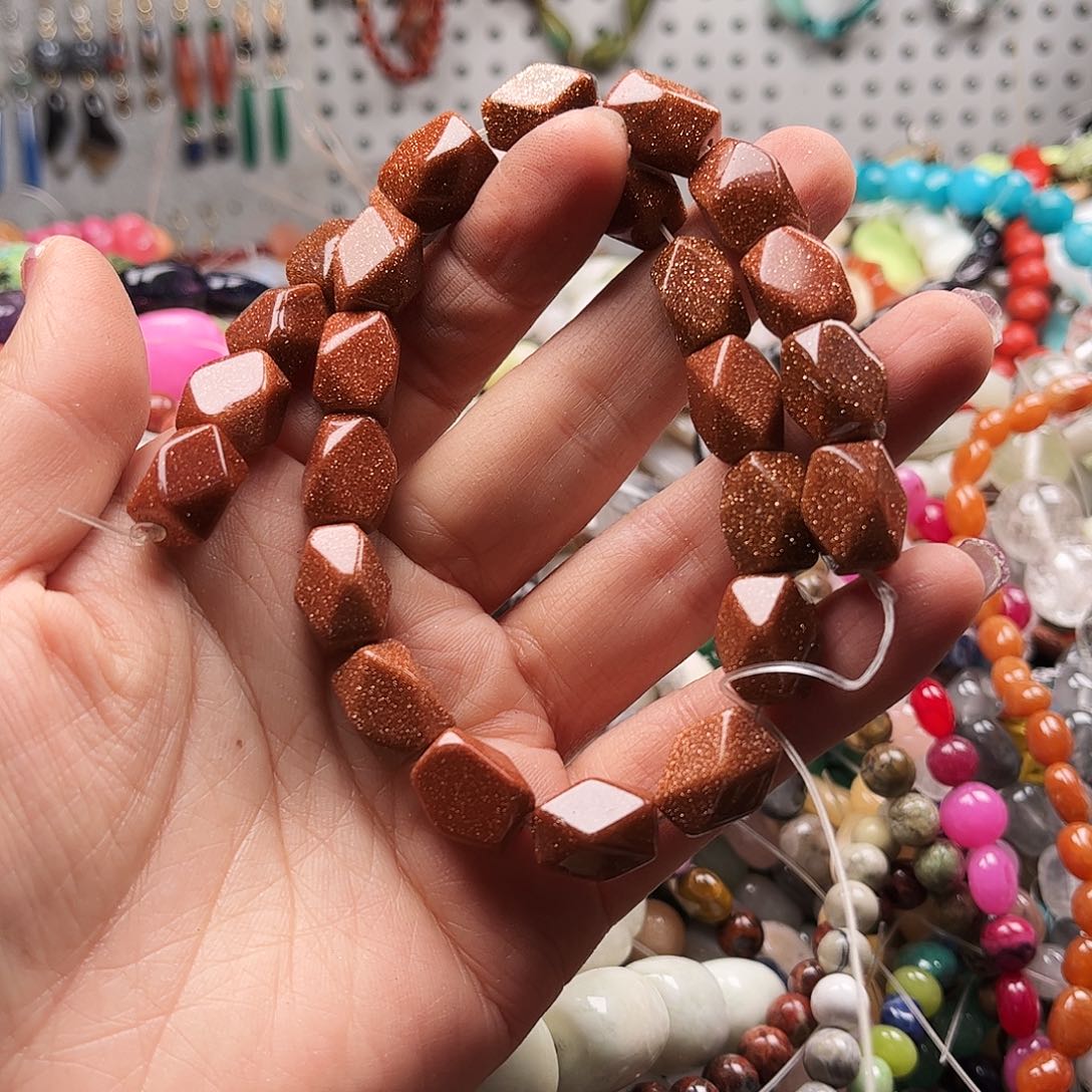 石英质玉珠宝奇石未镶嵌如雨