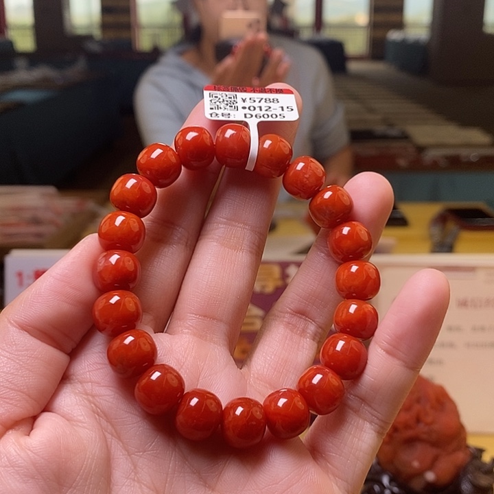 未镶嵌卡11+南红玛瑙