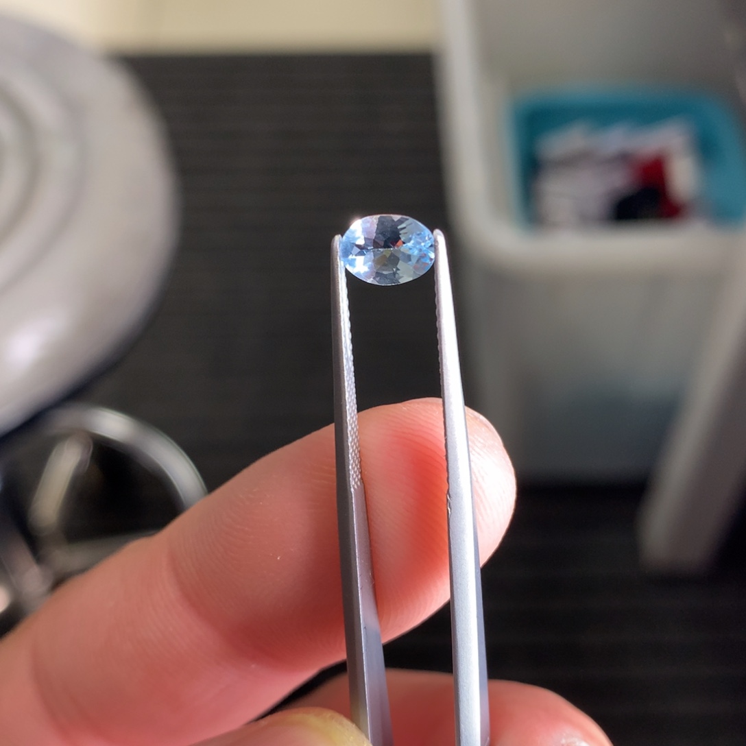 海蓝宝石裸石未镶嵌0.6克拉7×5尺寸海蓝宝裸石