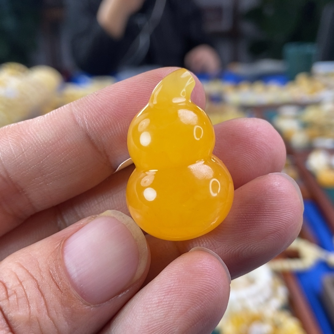 琥珀珠宝奇石未镶嵌焦皮立体葫芦6.27