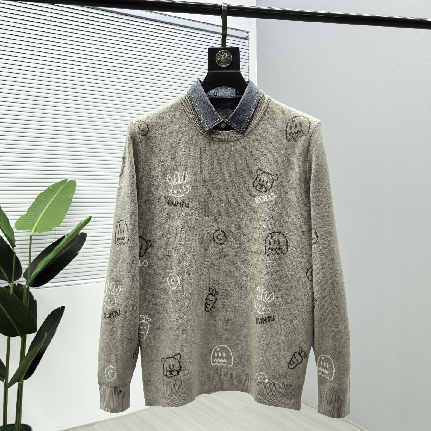 撤柜剪标卡通假俩件2025年衬衫领针织衫毛衣休闲百搭长袖上衣