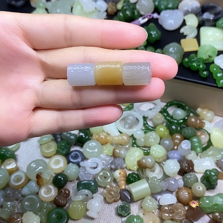 未镶嵌和田玉挂件98一个多样性发其一