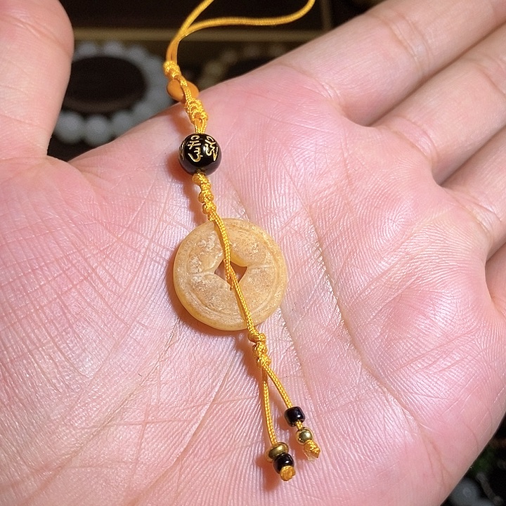【闪购商品】吊坠(不含链)未镶嵌和田玉（糖玉）