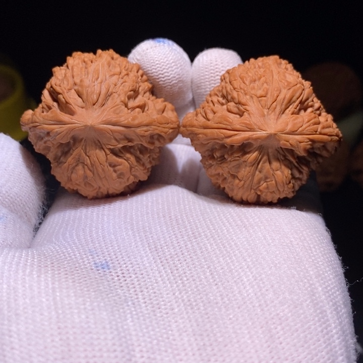 不***羊文玩核桃吊坠43全品南疆