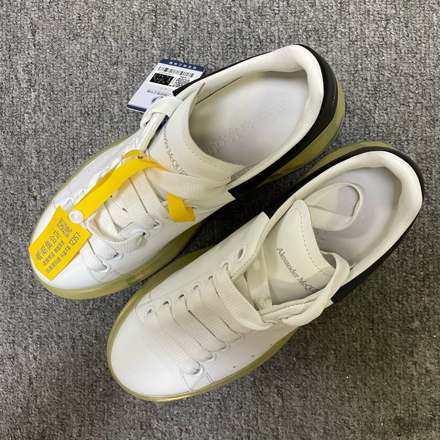 95新 Alexander McQueen/亚历山大·麦昆 时尚板鞋 36.5码/12357