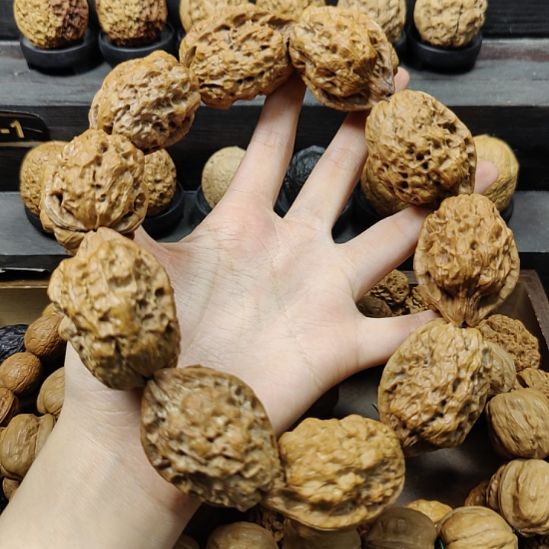 文玩核桃吊坠06大龙吟37（特价不退换）