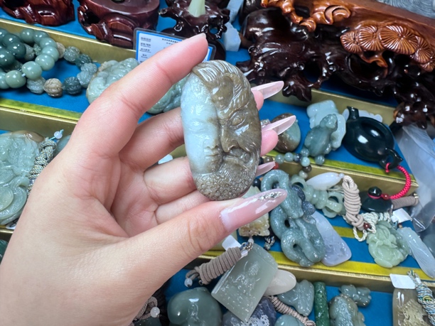 和田玉一念之间挂件