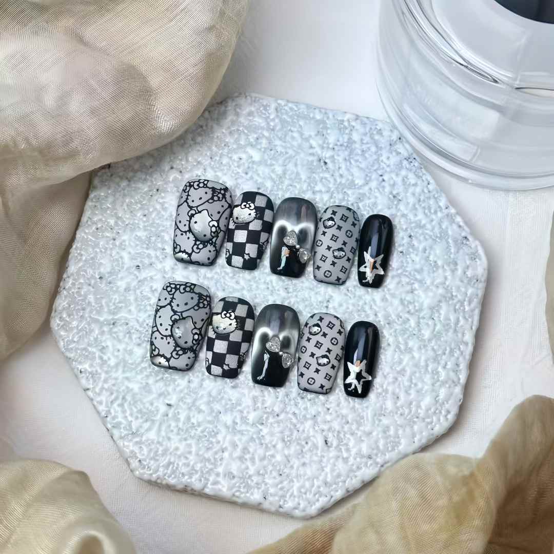 原创高级轻奢纯手工穿戴甲 