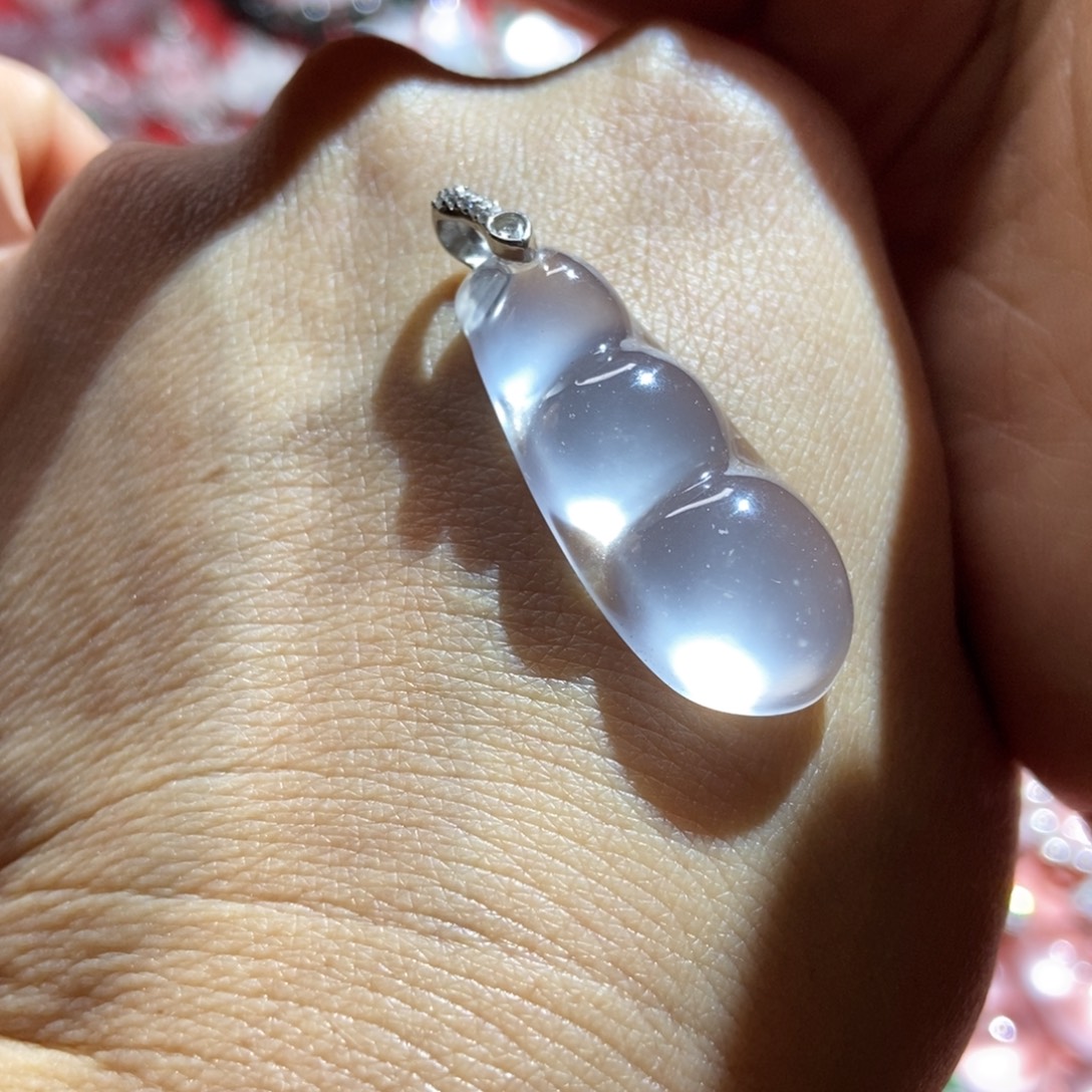 跳***。石英质玉未镶嵌其他