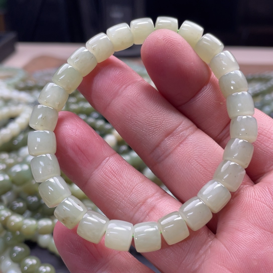 和田玉手链未镶嵌