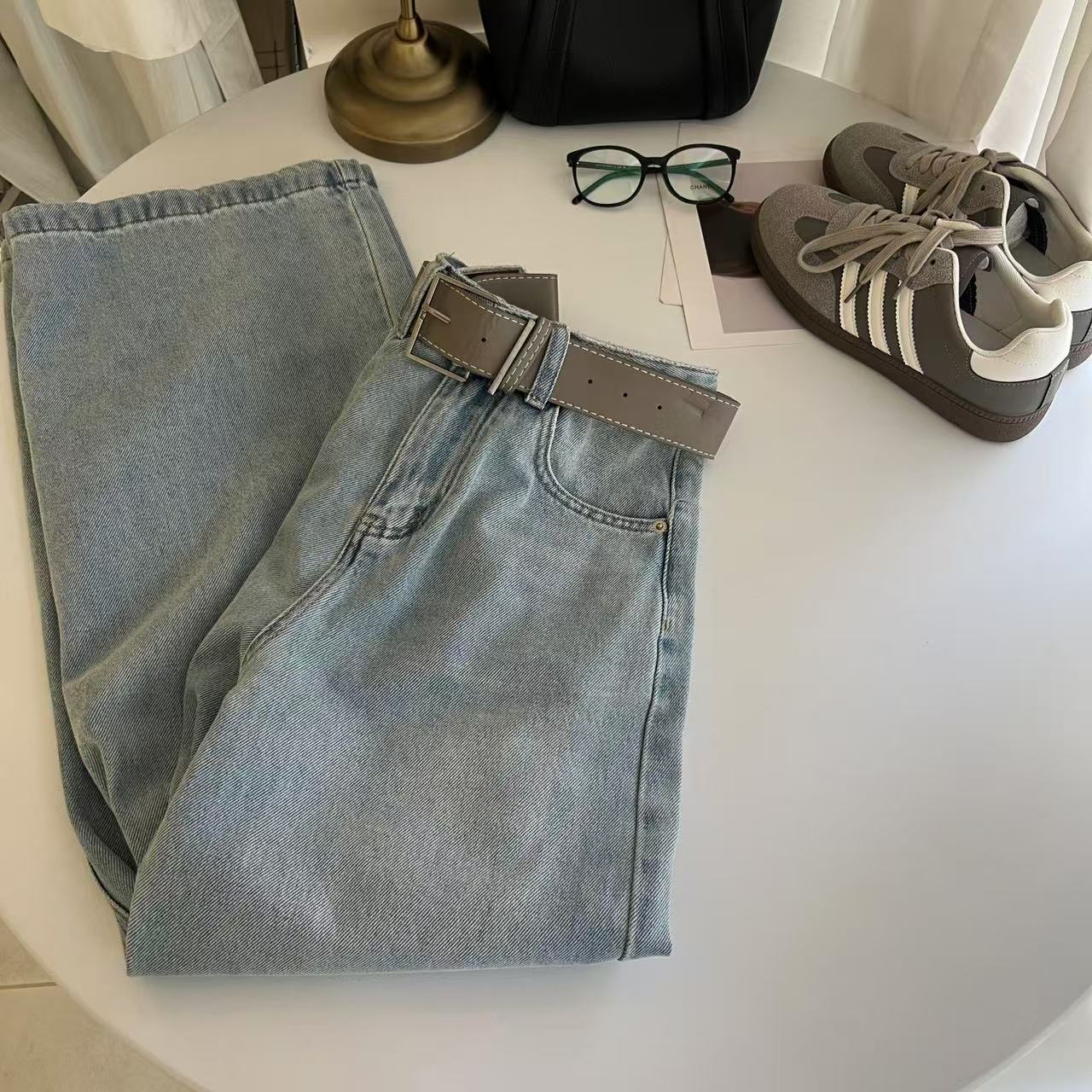 春季 浅色洗水 斜裁走线 显瘦 牛仔拖地裤