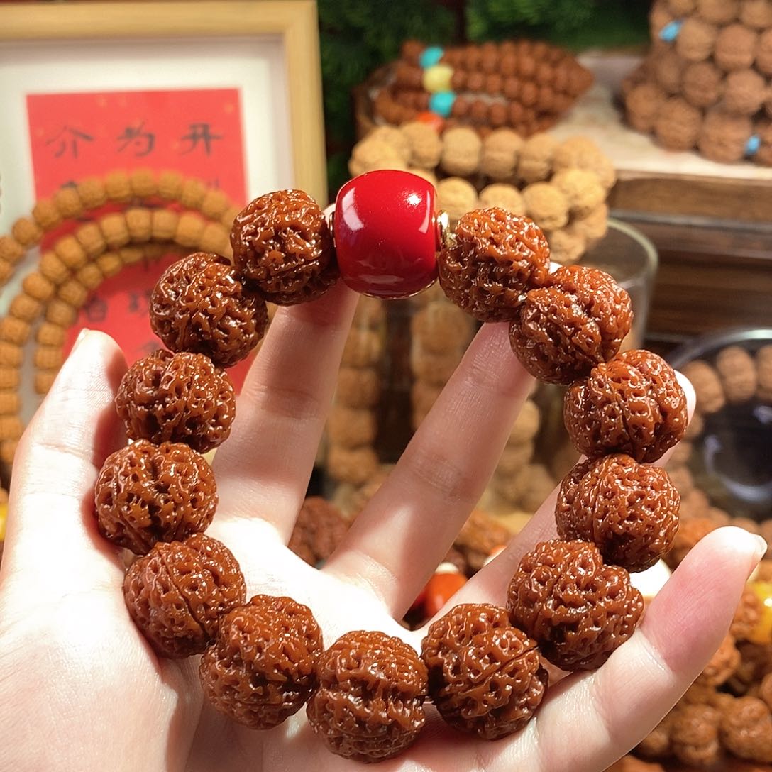金刚菩提手串215玉化