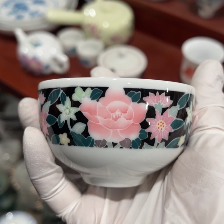 陶瓷手绘满花茶杯80毫升