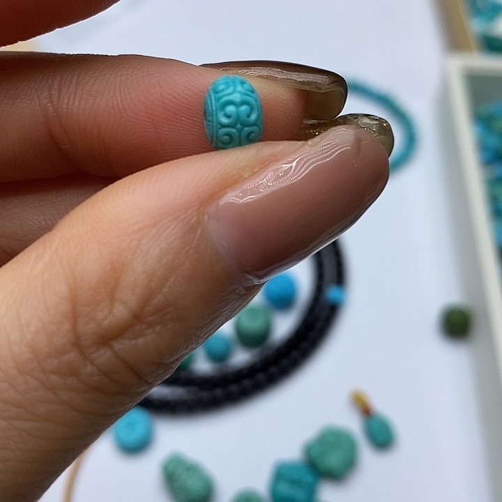 绿松石未镶嵌珠宝奇石