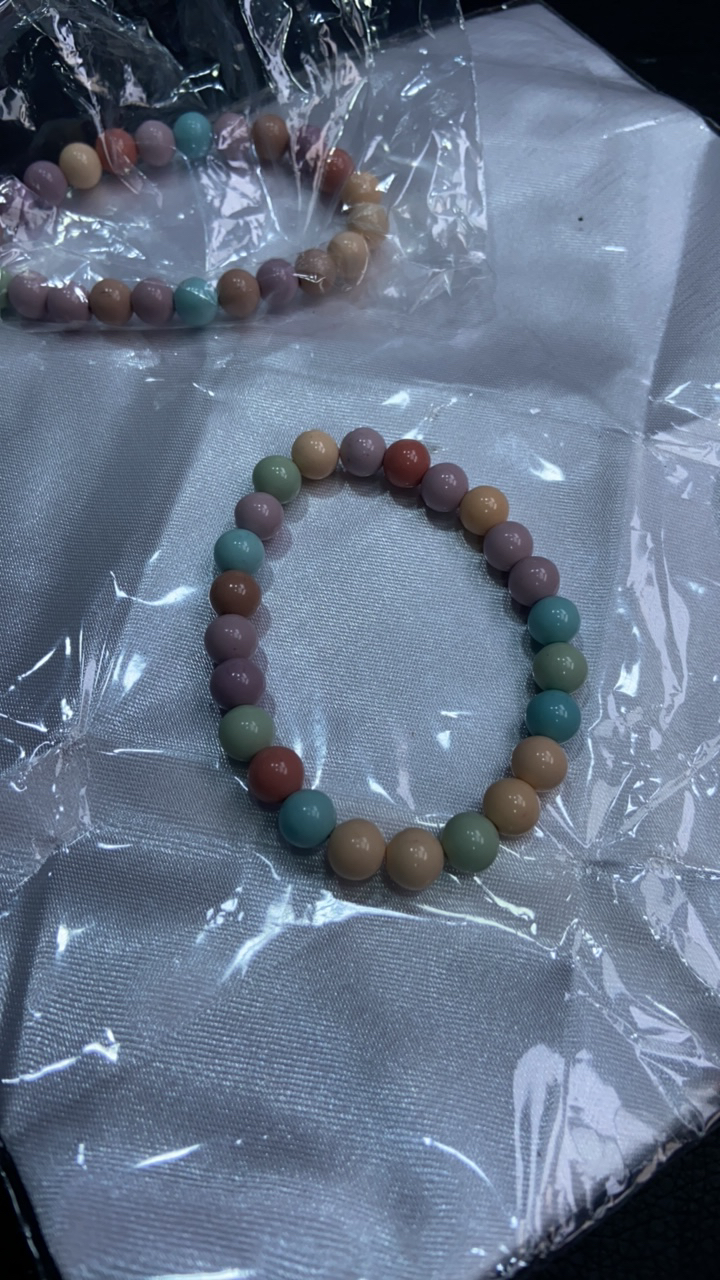 D 284 卡8马卡龙手串