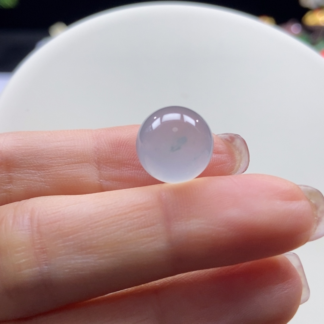 翡翠颈饰未镶嵌高冰蓝飘花圆珠12.8*12.5mm