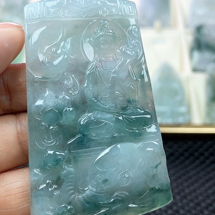 翡翠未镶嵌颈饰天然翡翠A货普贤菩萨