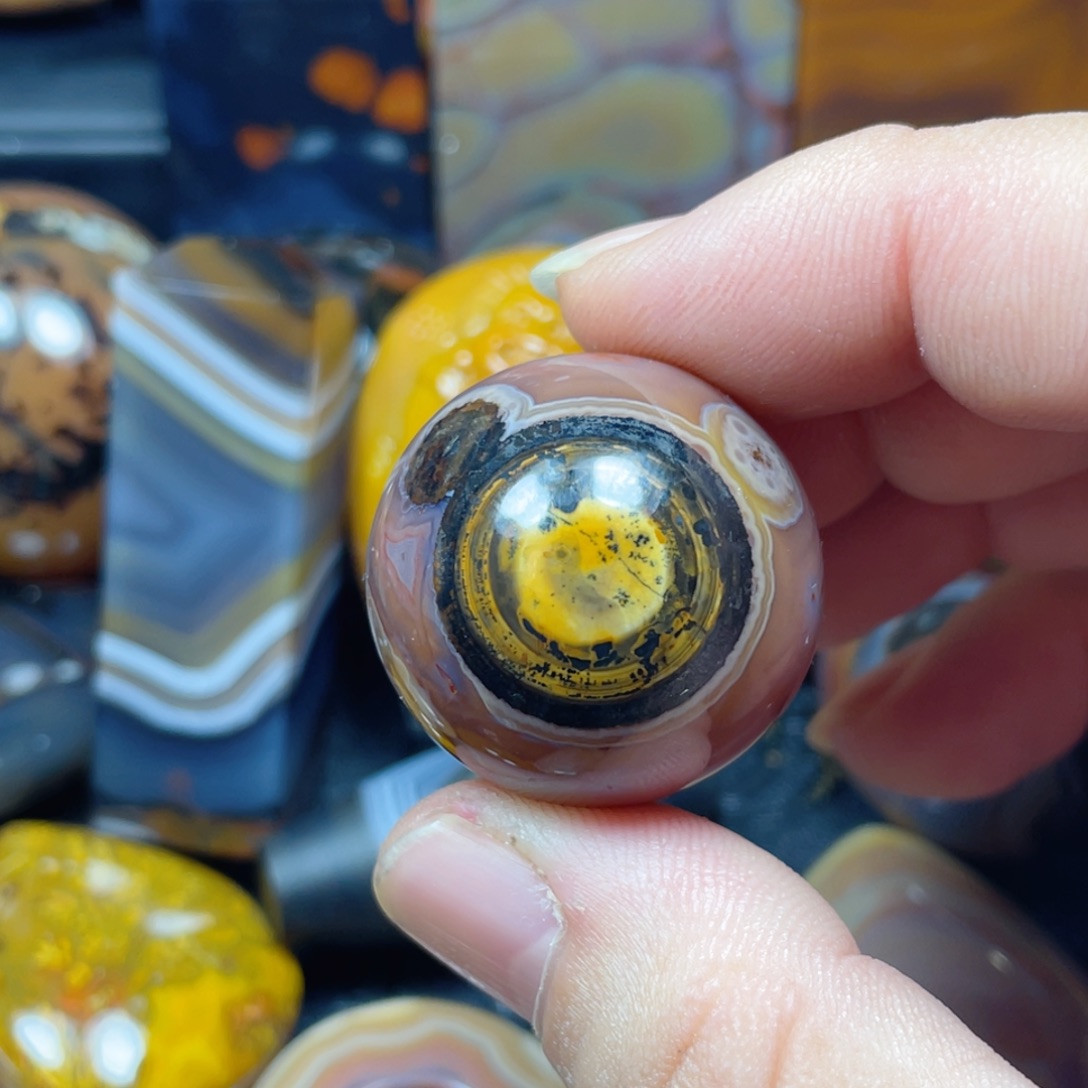 幸***星玛瑙/玉髓未镶嵌颈饰