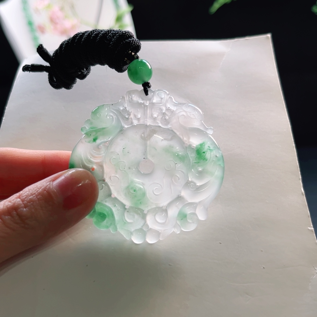 石英质玉吊坠(不含链)未镶嵌