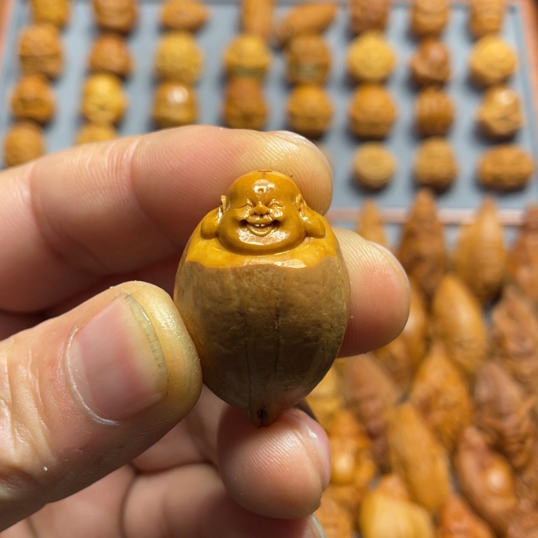 橄榄核吊坠手工包衣弥勒