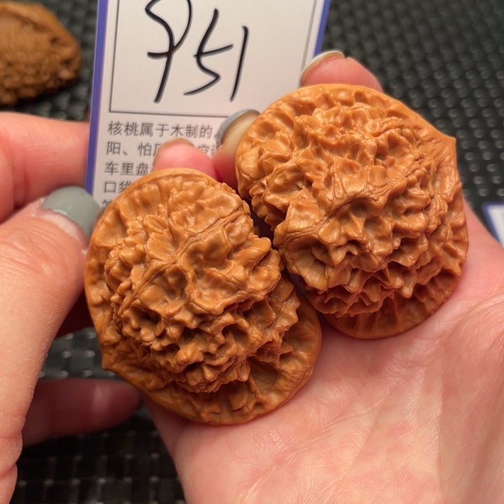 文玩核桃吊坠52官帽951