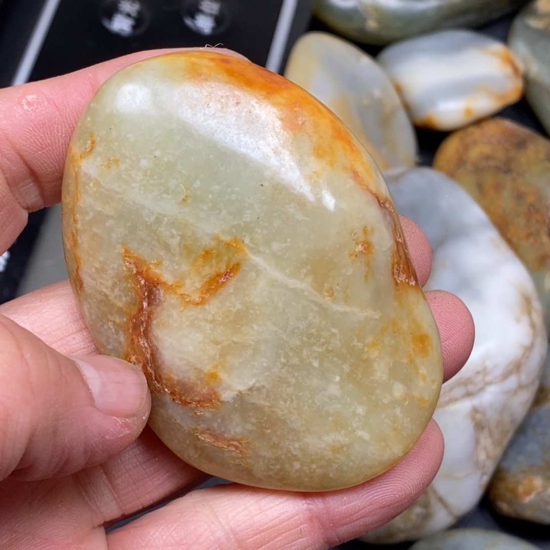 和田玉（糖玉）挂件未镶嵌