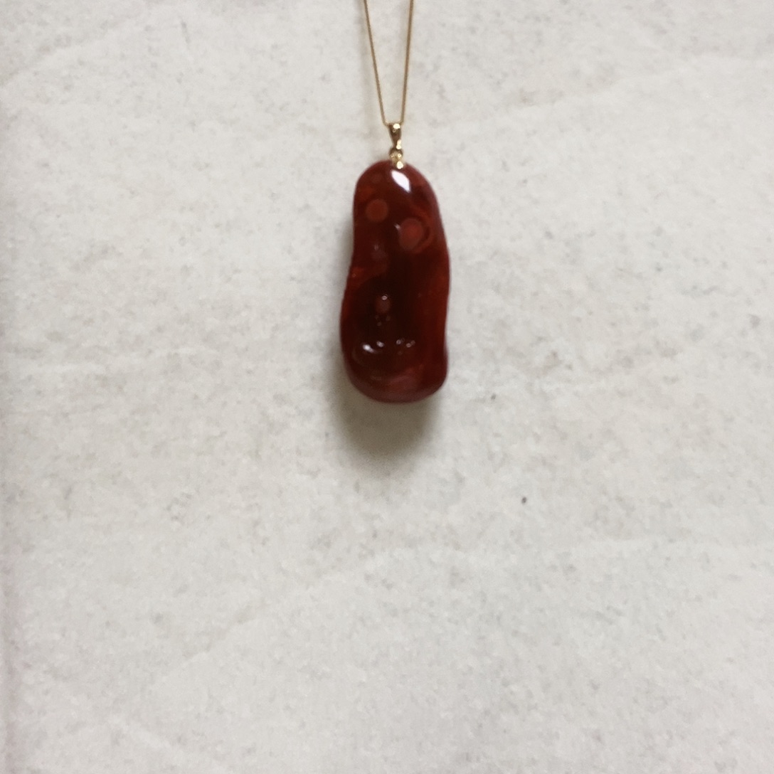 南红玛瑙颈饰18K金镶嵌简单