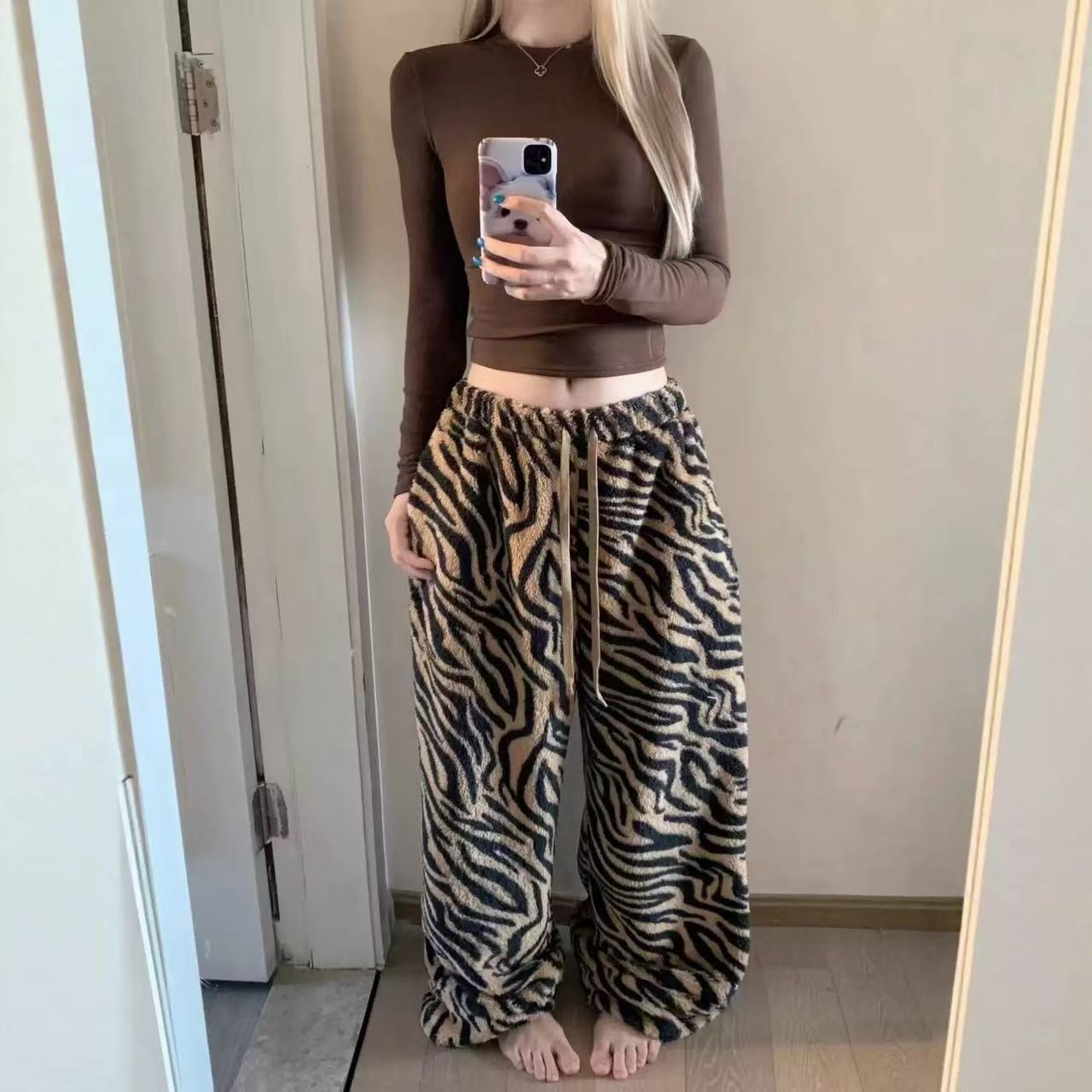 5629款斑马拖地裤