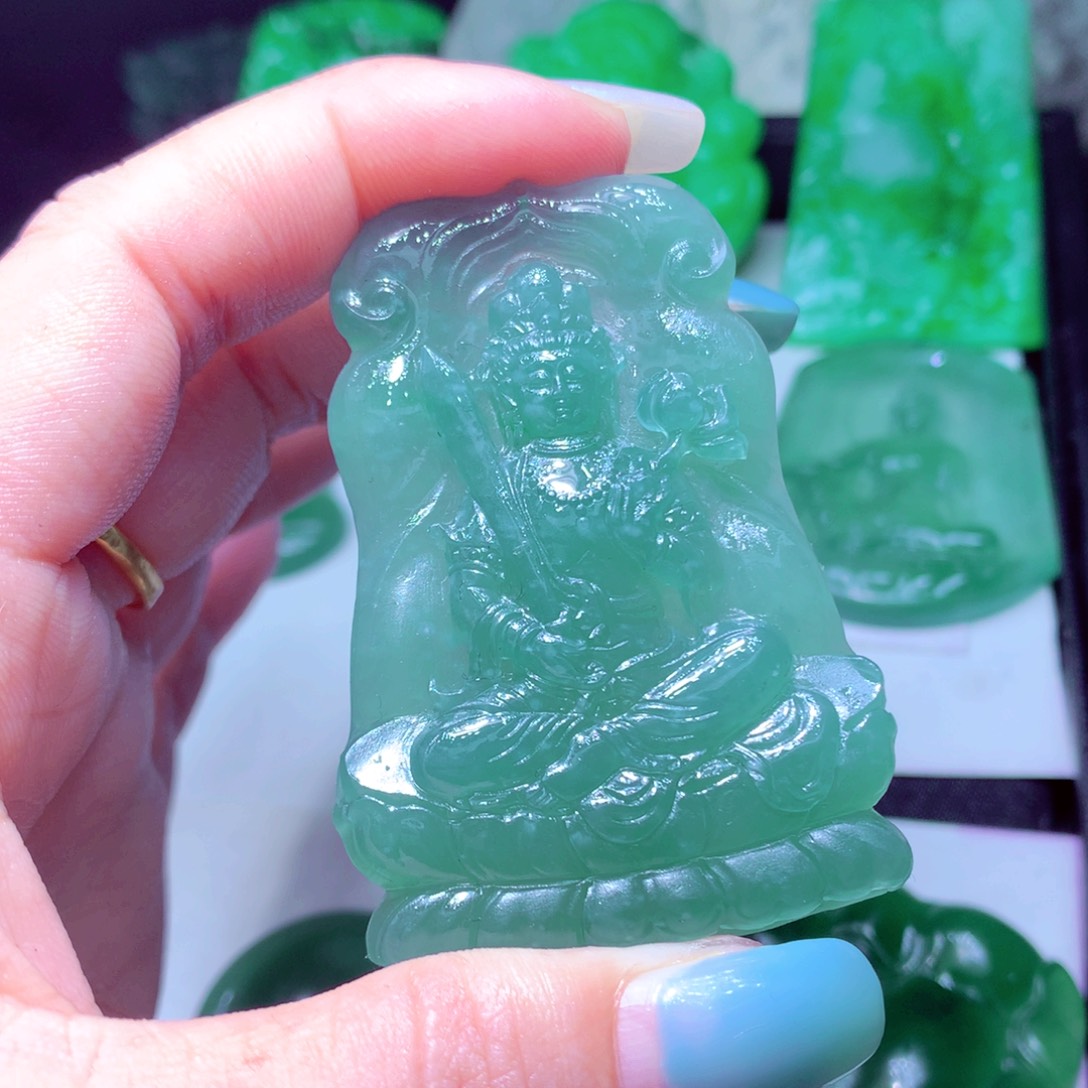 定制翡翠未镶嵌天然缅甸翡翠A货毛货挂件