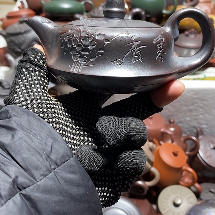 紫砂茶壶微瑕微笑