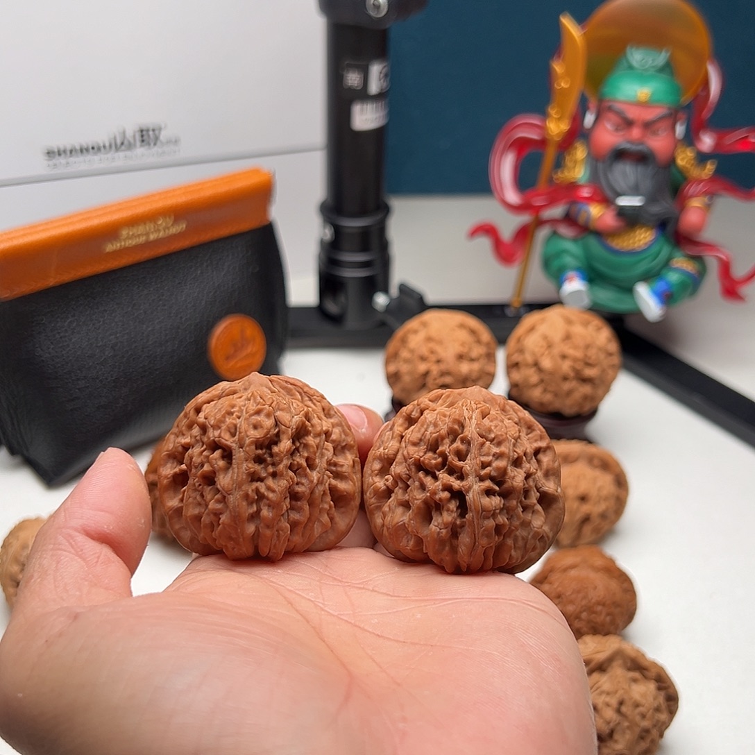 文玩核桃吊坠四座楼