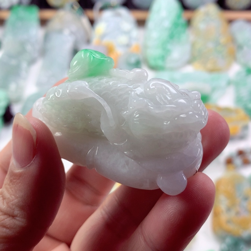 【闪购商品】翡翠吊坠(不含链)未镶嵌