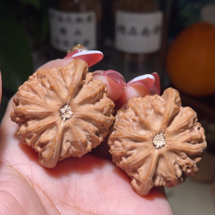 吊坠文玩核桃         44