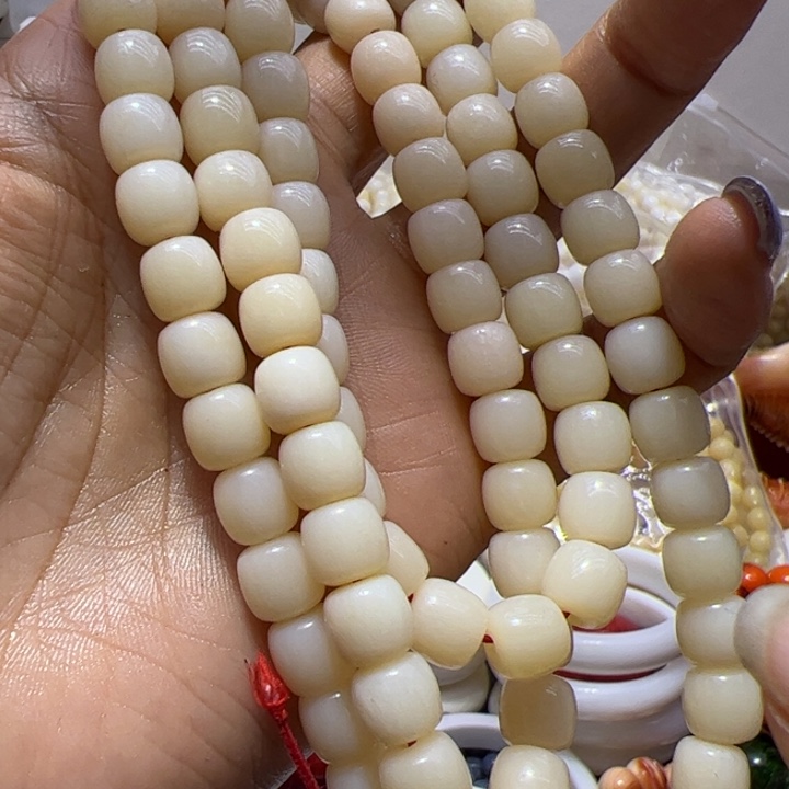 大果紫檀（缅甸花梨）8:8独芯脖挂