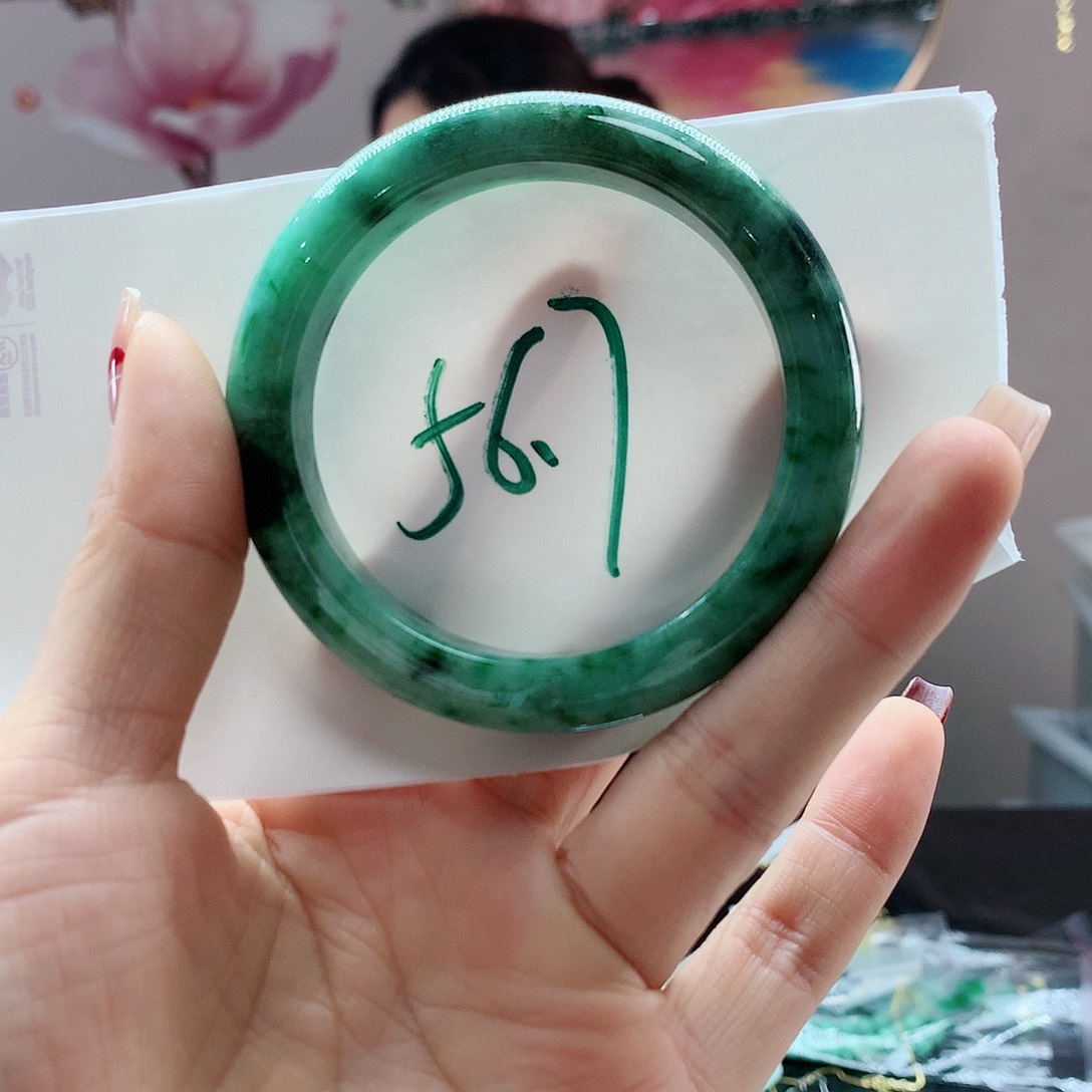 【闪购商品】翡翠手镯未镶嵌h，