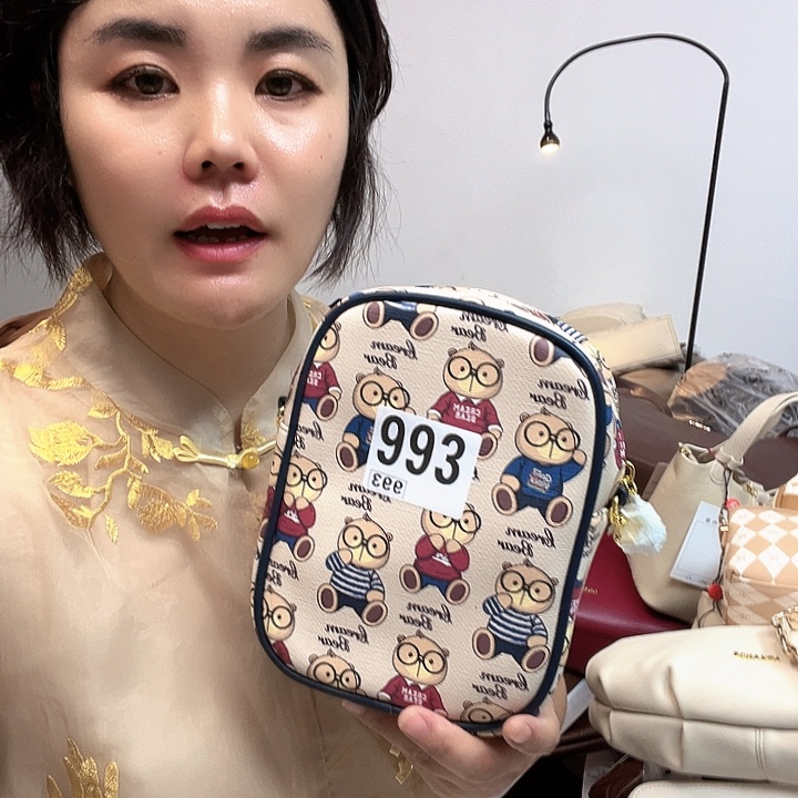 PVC包包包包包包吧