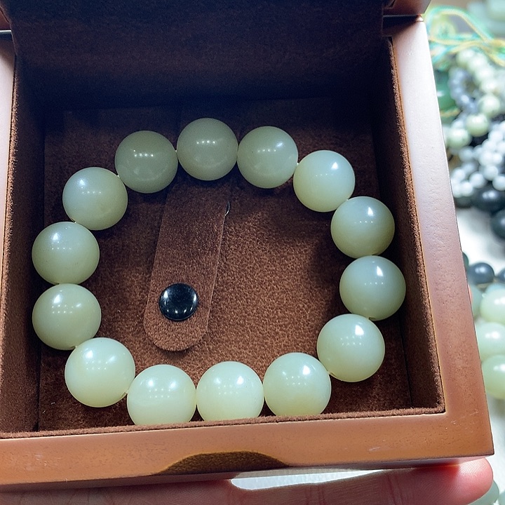 和田玉手链未镶嵌蔡*