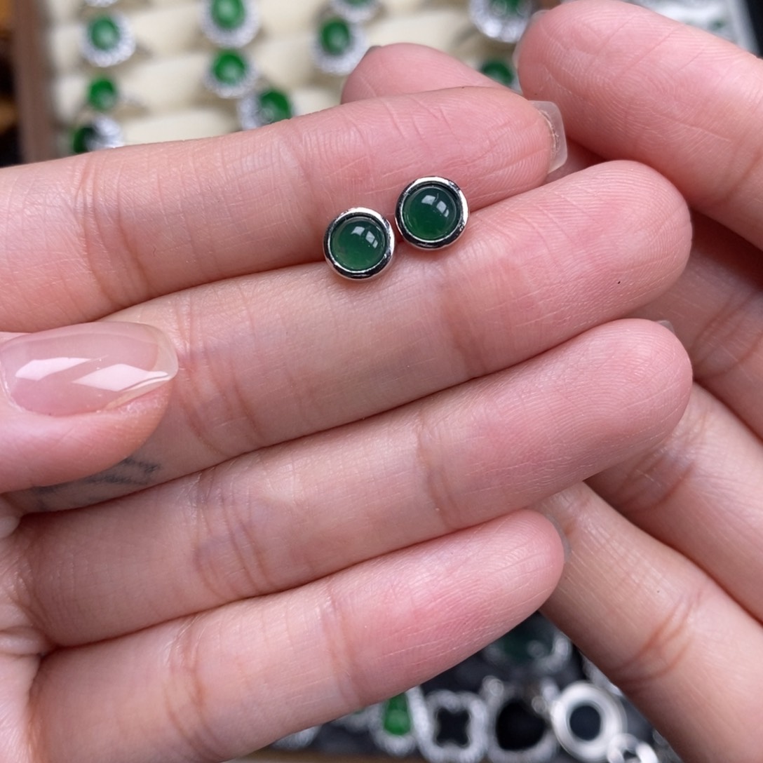 未镶嵌挂件翡翠翡翠