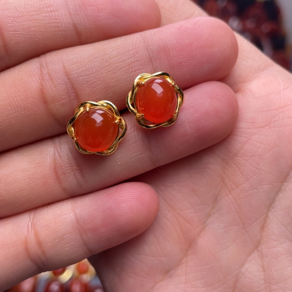 【闪购商品】银S925镶嵌太阳花耳钉南红玛瑙