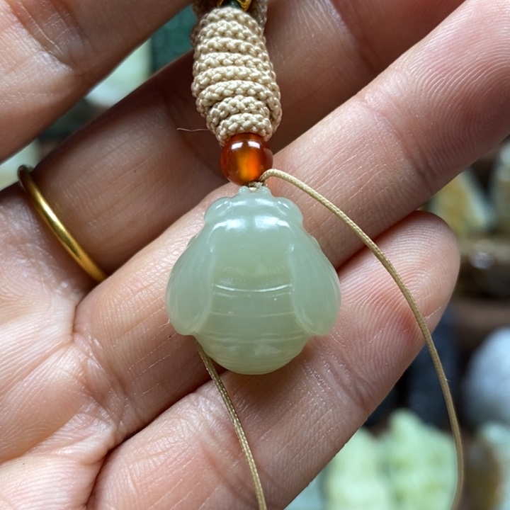 和田玉颈饰未镶嵌