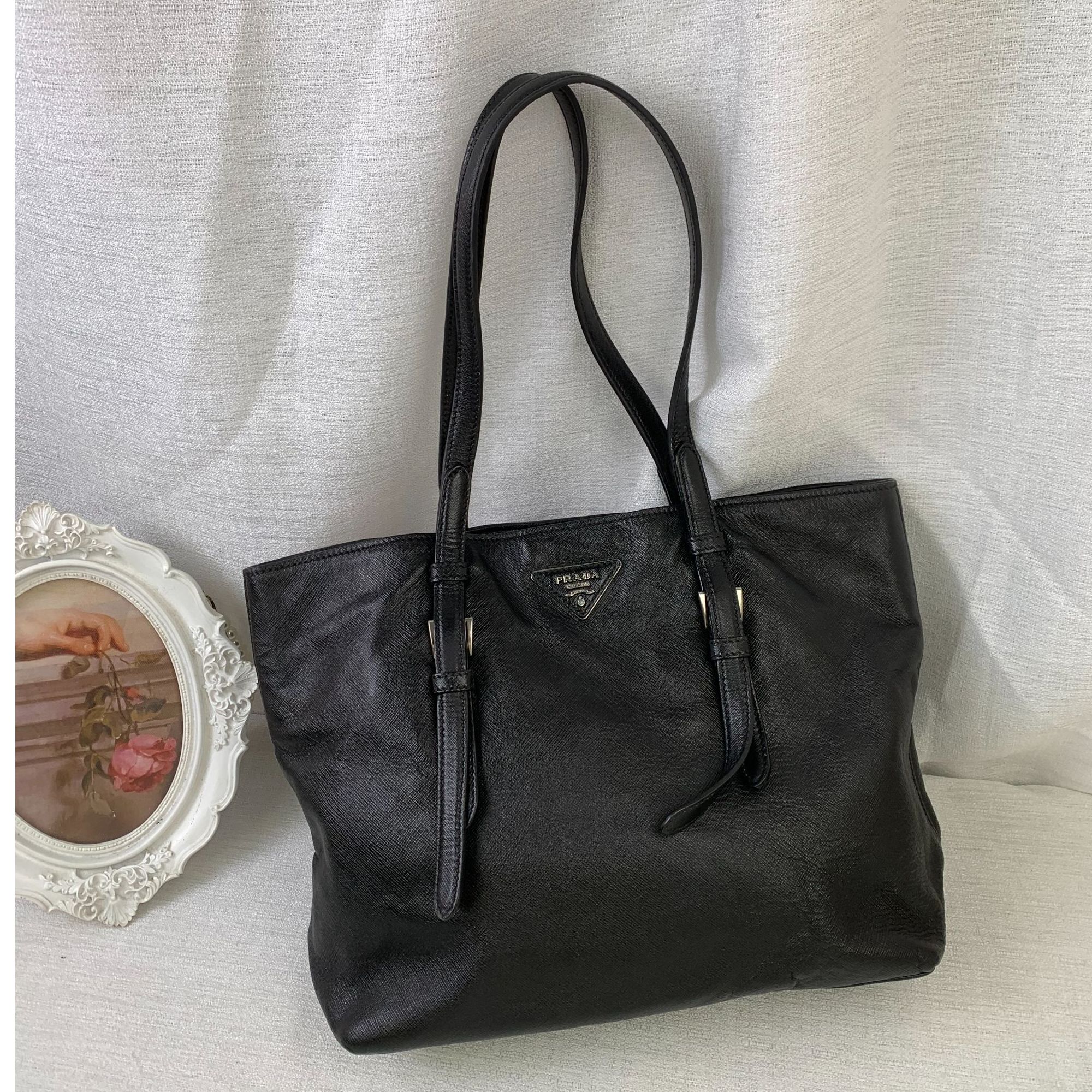 95新 Prada/普拉达 黑银手提包/WJ10920028/0028/H