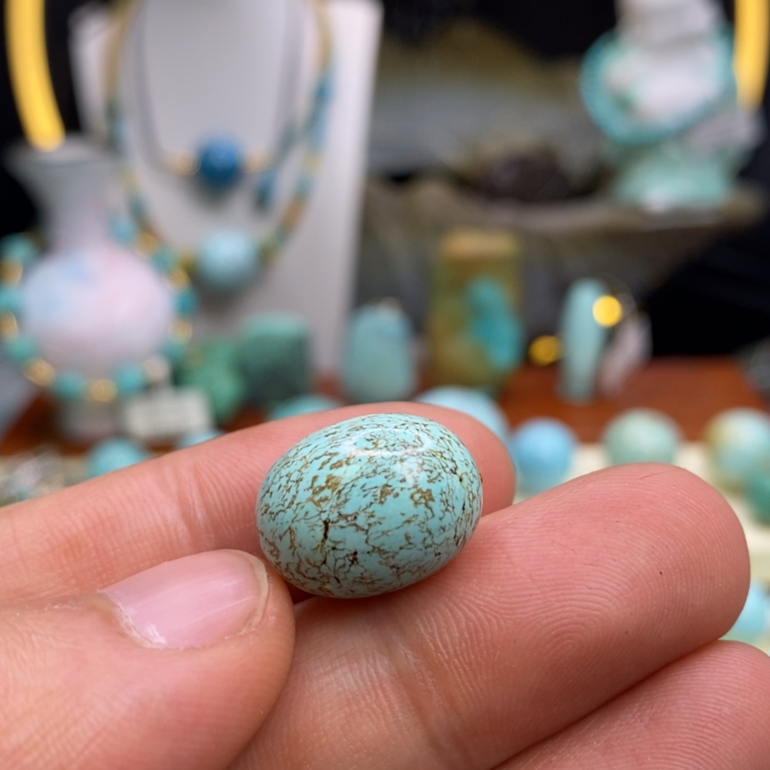 绿松石未镶嵌珠宝奇石13.5×17.6