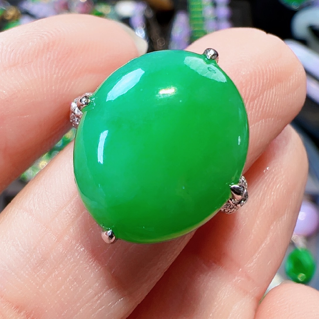 翡翠戒指18K金镶嵌签收后24小时鉴赏期