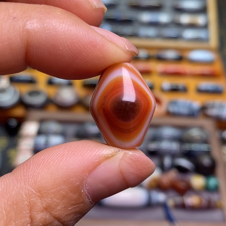 未镶嵌玛瑙/玉髓珠宝半成品