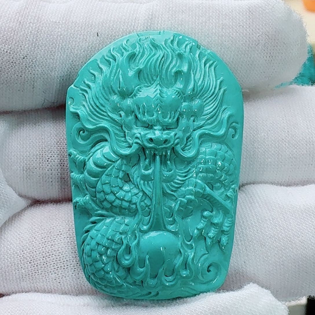 绿松石未镶嵌珠宝奇石双面精工龙凤牌