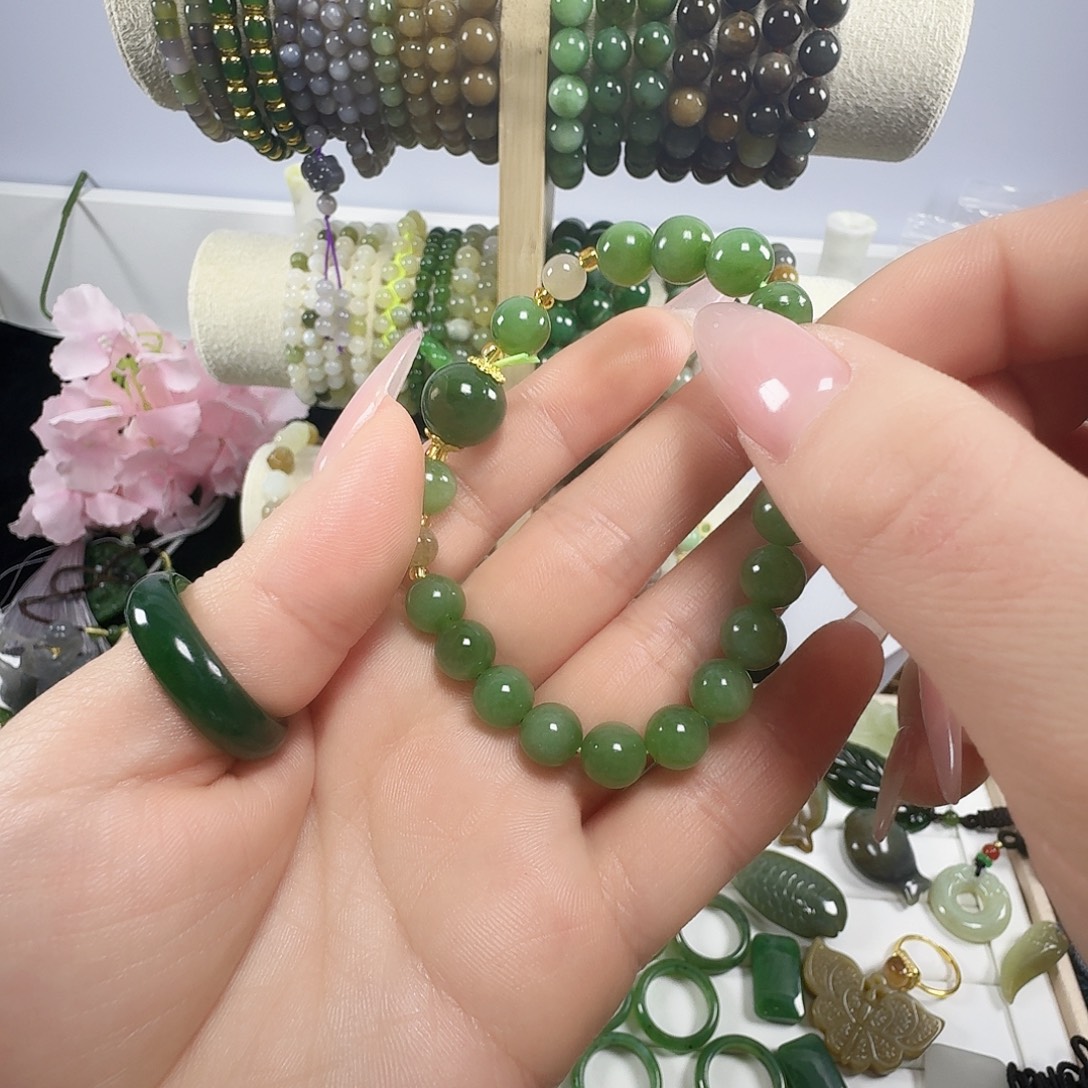 X***安和田玉未镶嵌珠宝半成品